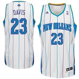 Anthony Davis New Orleans Hornets Replica Performance Jersey - White NWT Youth L